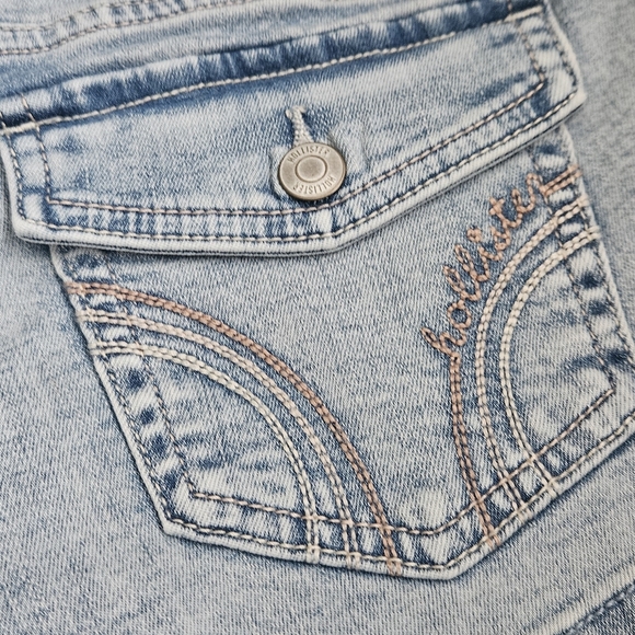 Hollister Shortie Short Ultra Low Rise Tight Fit Women's Light Blue Denim Shorts - Picture 8 of 11